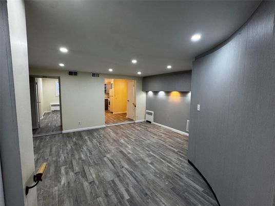 Empty room, Interior, Recessed Lighting, Wood Texture Flooring
