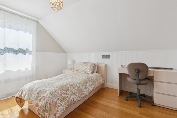 Bedroom, Home Office, Interior, Pendant Lights, Wood Texture Flooring