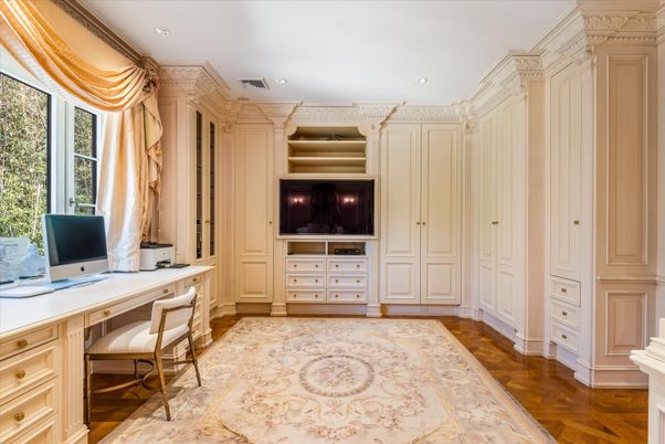 Home Office, Interior, Recessed Lighting, Wood Texture Flooring