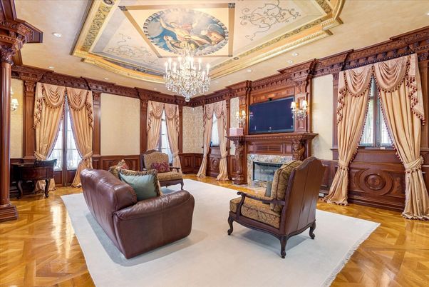 Chandelier, Fireplace, Interior, Living room, Piano, Recessed Lighting, Wood Texture Flooring