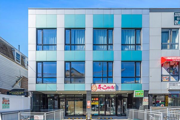 Exterior, Facade, None