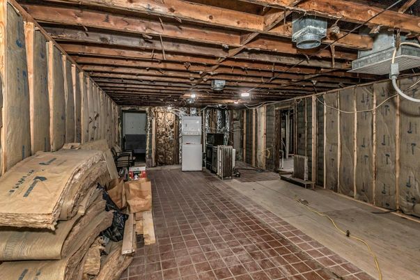 Interior, Wooden Beams, Wooden Walls