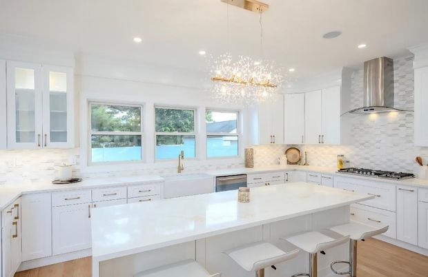 Chandelier, Interior, Kitchen, Pendant Lights, Recessed Lighting, Stainless Steel Appliances, Wood Texture Flooring