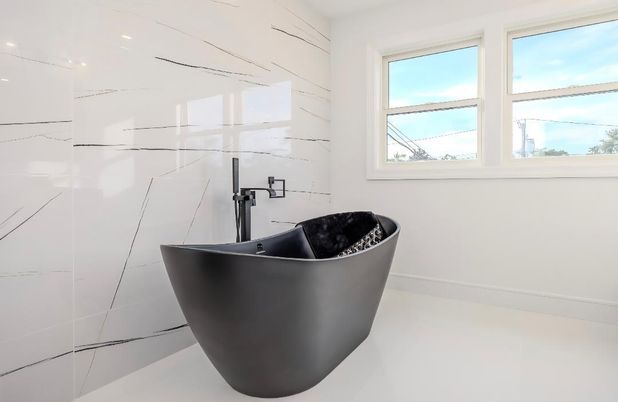 Bathroom, Free Standing Baths, Interior