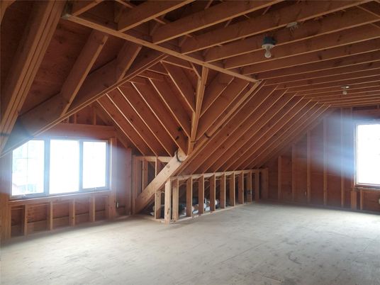 Empty room, Interior, Wooden Beams, Wooden Ceilings, Wooden Walls