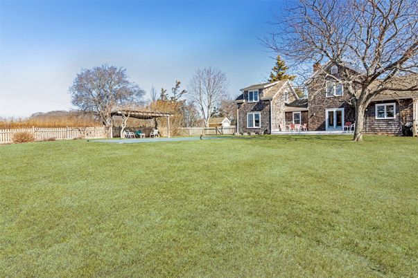 Backyard, Exterior, Playground