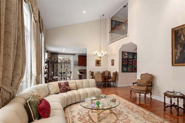 Chandelier, Dining room, Interior, Living room, Pendant Lights, Recessed Lighting, Wood Texture Flooring