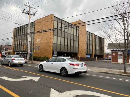 Exterior, Facade, Brick Facade, Highrise