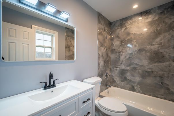 Bathroom, Interior, Recessed Lighting