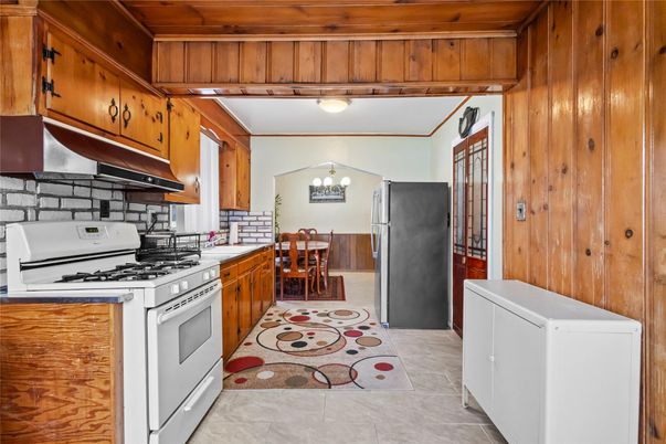 Interior, Kitchen, Wooden Walls