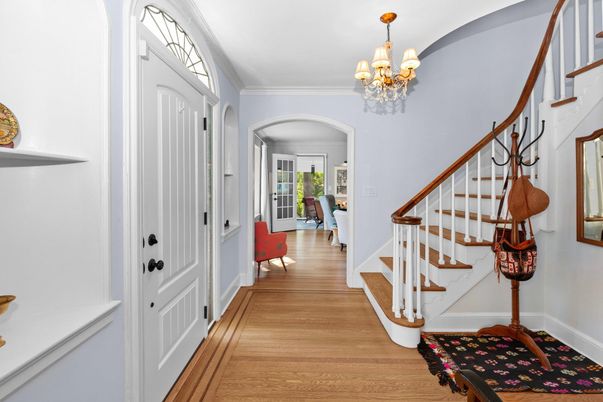 Chandelier, Interior, Wood Texture Flooring