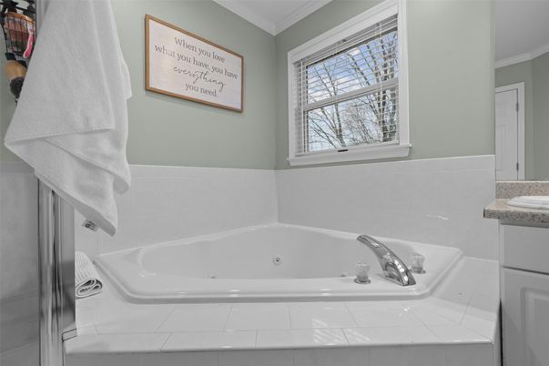 Bathroom, Interior, Tile Countertops