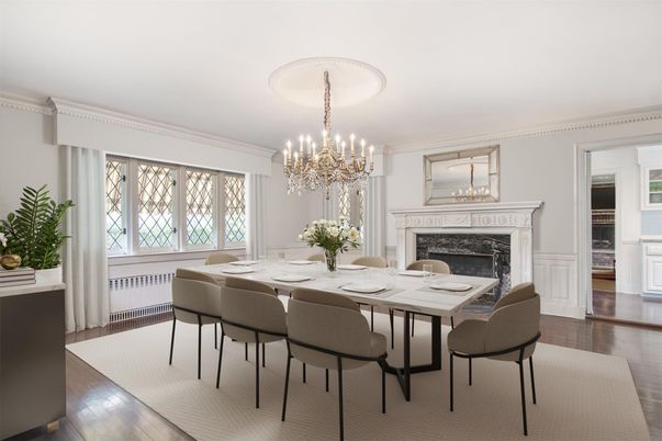 Chandelier, Dining room, Fireplace, Interior, Wood Texture Flooring