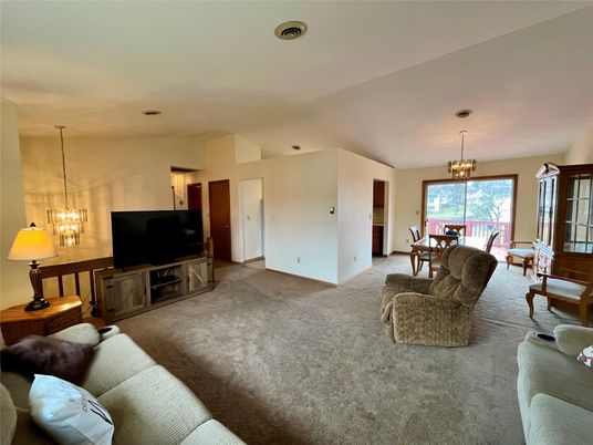 Chandelier, Dining room, Interior, Living room, Pendant Lights