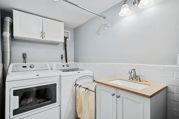 Interior, Washer