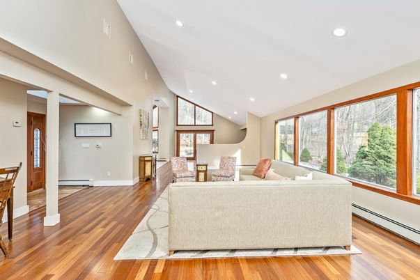 Interior, Living room, Recessed Lighting, Wood Texture Flooring