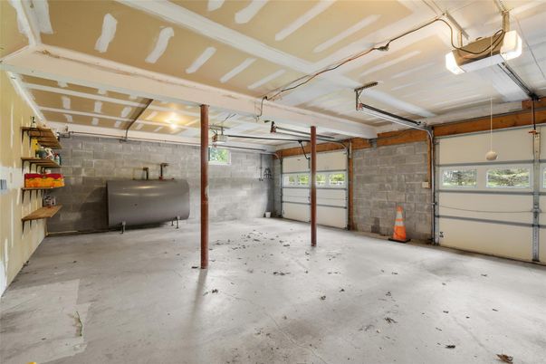 Garage, Interior, Stone Walls