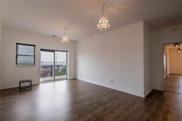 Chandelier, Empty room, Interior, Wood Texture Flooring