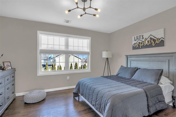 Bedroom, Interior, Pendant Lights, Wood Texture Flooring