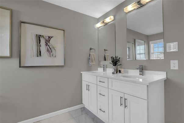 Bathroom, Dual Sink Vanities, Interior