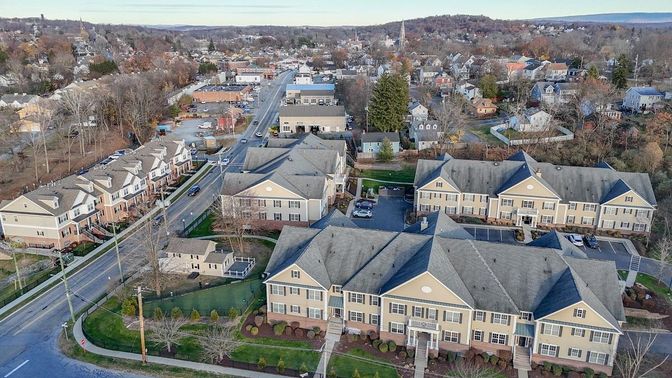 Exterior, Drone