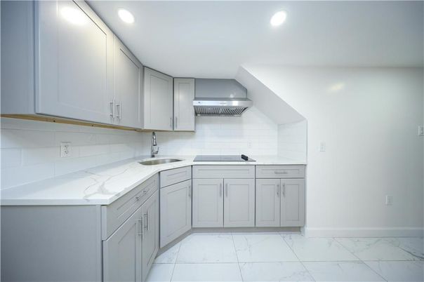 Interior, Kitchen, Marble, Recessed Lighting