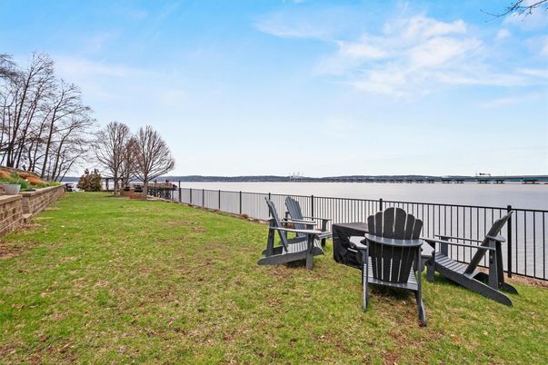 Backyard, Exterior, Water