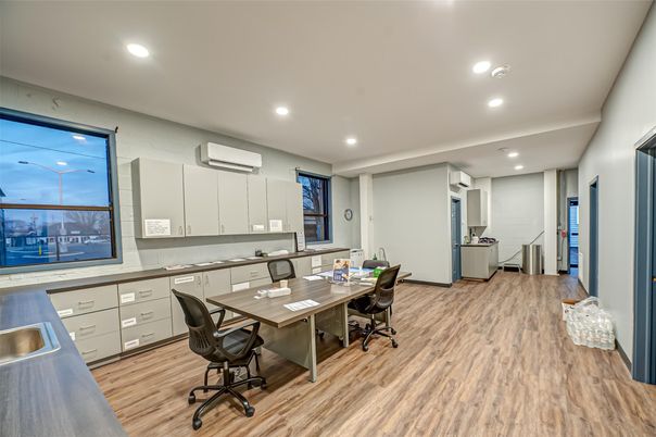 Home Office, Interior, Kitchen, Recessed Lighting, Wood Texture Flooring