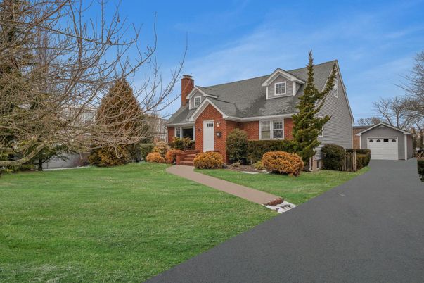 Detached Garage, Exterior, Facade, Brick Facade, Cape Cod