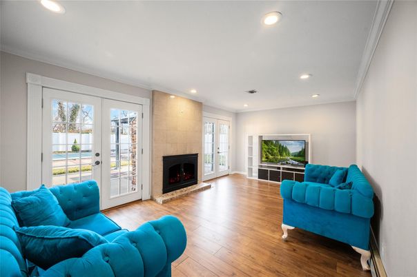 Fireplace, Interior, Living room, Recessed Lighting, Wood Texture Flooring