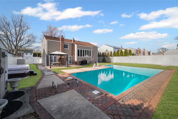 Backyard, Exterior, Pool