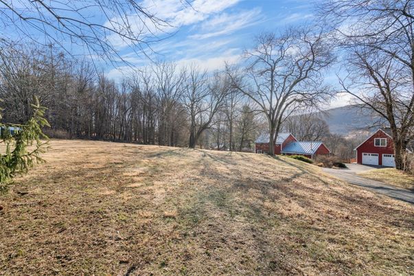 Backyard, Detached Garage, Exterior