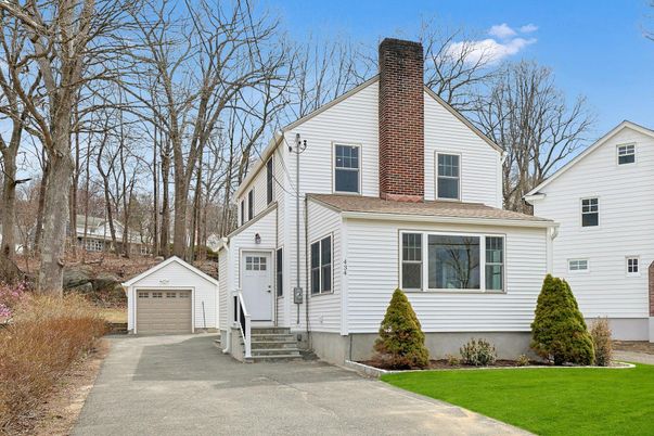 Detached Garage, Exterior