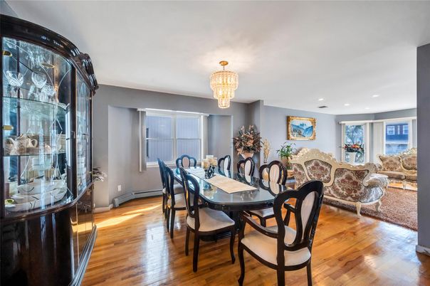Chandelier, Dining room, Interior, Living room, Recessed Lighting, Wood Texture Flooring