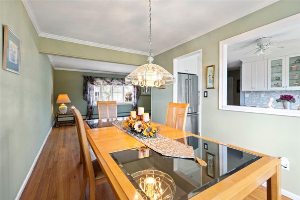 Dining room, Interior, Kitchen, Pendant Lights, Wood Texture Flooring