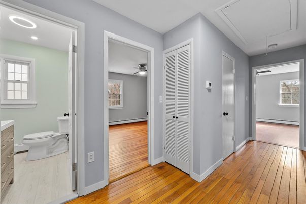 Bathroom, Interior, Recessed Lighting, Wood Texture Flooring