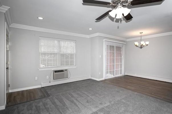 Chandelier, Empty room, Interior, Recessed Lighting, Wood Texture Flooring
