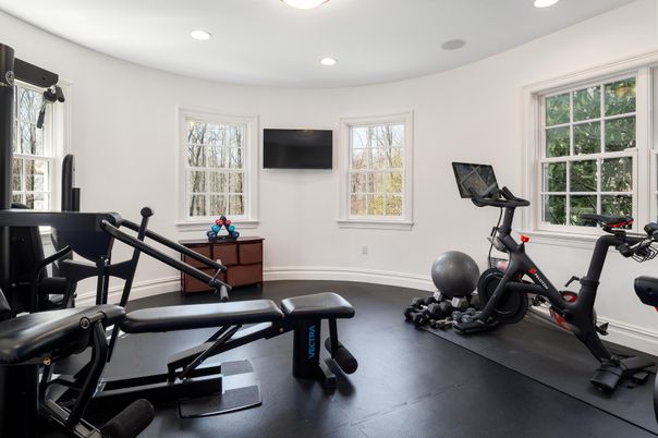 Fitness Equipment, Interior, Recessed Lighting