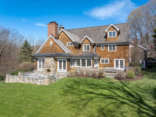 Exterior, Facade, Brick Facade, Cape Cod