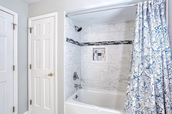 Bathroom, Interior, Marble Walls