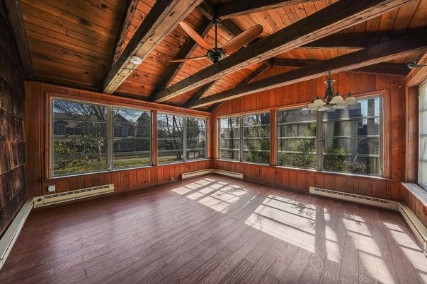 Empty room, Interior, Wooden Beams, Wooden Ceilings, Wood Texture Flooring, Wooden Walls