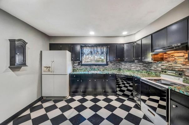 Interior, Kitchen, Recessed Lighting