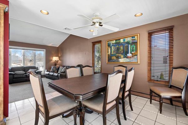 Dining room, Interior, Living room, Recessed Lighting
