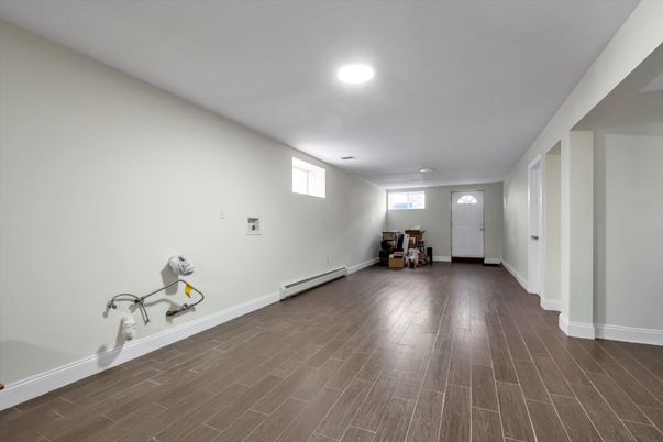Interior, Recessed Lighting, Wood Texture Flooring