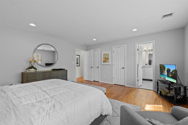 Bedroom, Interior, Recessed Lighting, Wood Texture Flooring