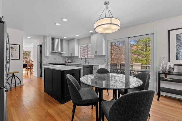 Dining room, Interior, Kitchen, Pendant Lights, Recessed Lighting, Wood Texture Flooring