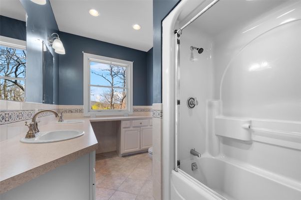 Bathroom, Interior, Recessed Lighting