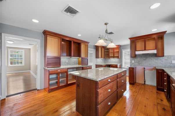 Interior, Kitchen, Pendant Lights, Recessed Lighting, Wood Texture Flooring