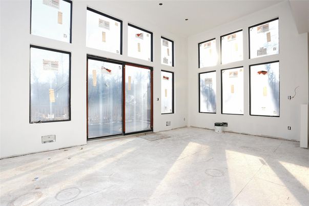 Empty room, Interior, Recessed Lighting