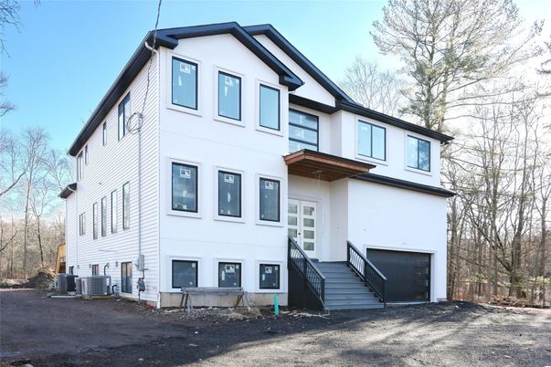 Attached, Exterior, Facade, Farmhouse